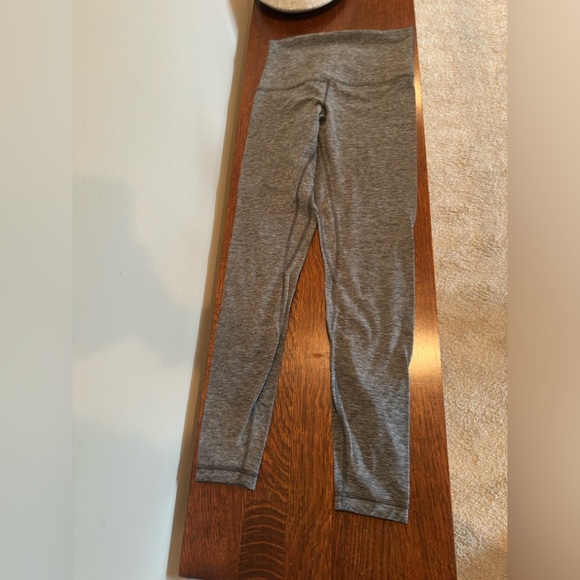 Gray lululemon align 28” super high rise leggings size 8 - Picture 3 of 4